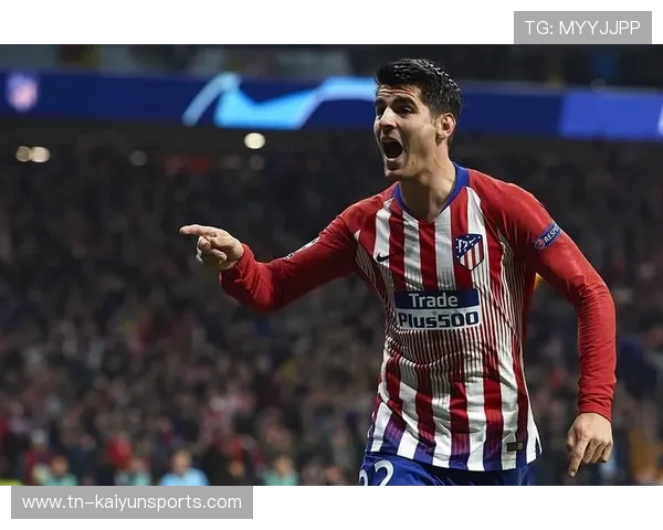 尤文图斯反击中，莫拉塔倒三角回做一蹴而就